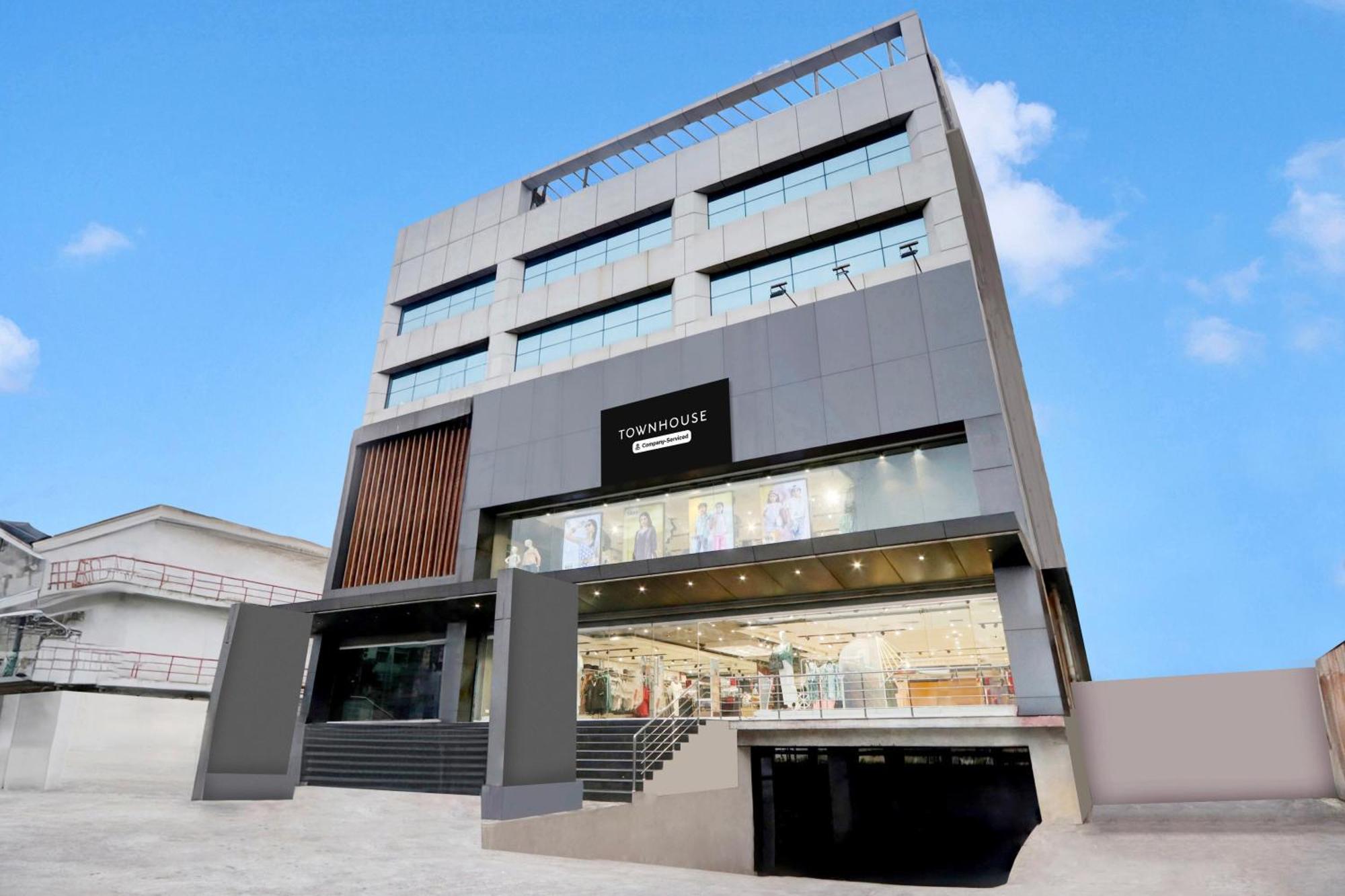Super Townhouse Daba Garden Road Hotel Visakhapatnam Eksteriør billede
